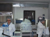 Image: Process of packaging